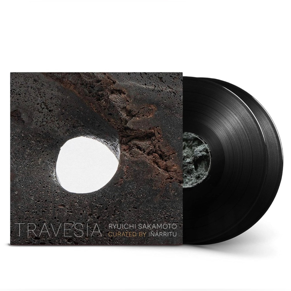 Travesia Vinyl NWT